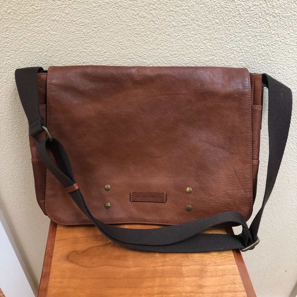 Frye Jenny crossbody messenger bag.
